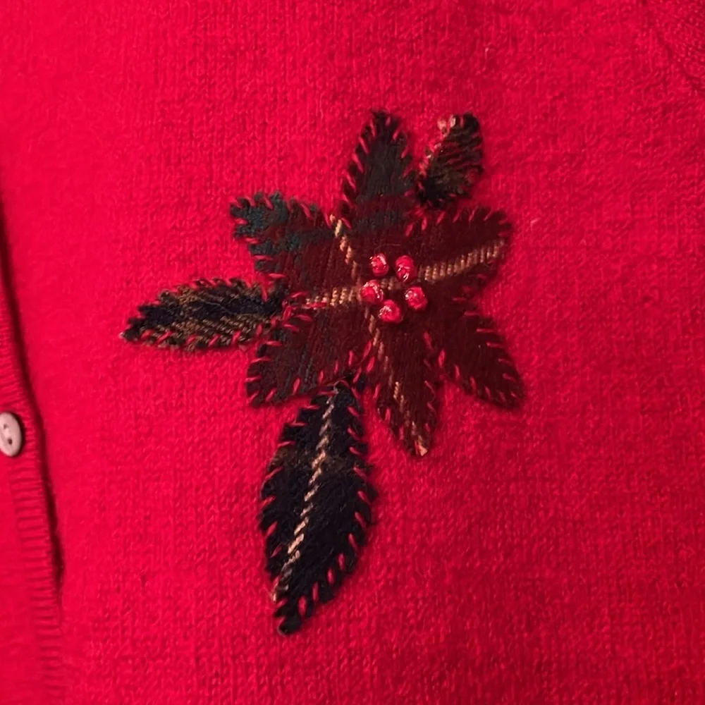 Women’s sz S Villager Sport 100% wool red cardigan plaid embroidered appliqué